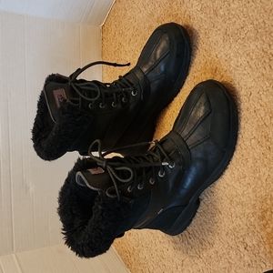 UGG Men's Butte Waterproof Boots S/N 5521
